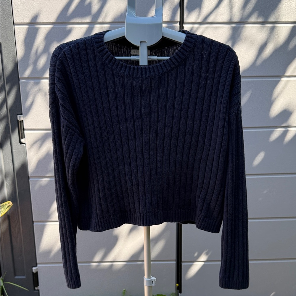 Classic Navy Blue Ribbed Sweater - Picture 3 of 10